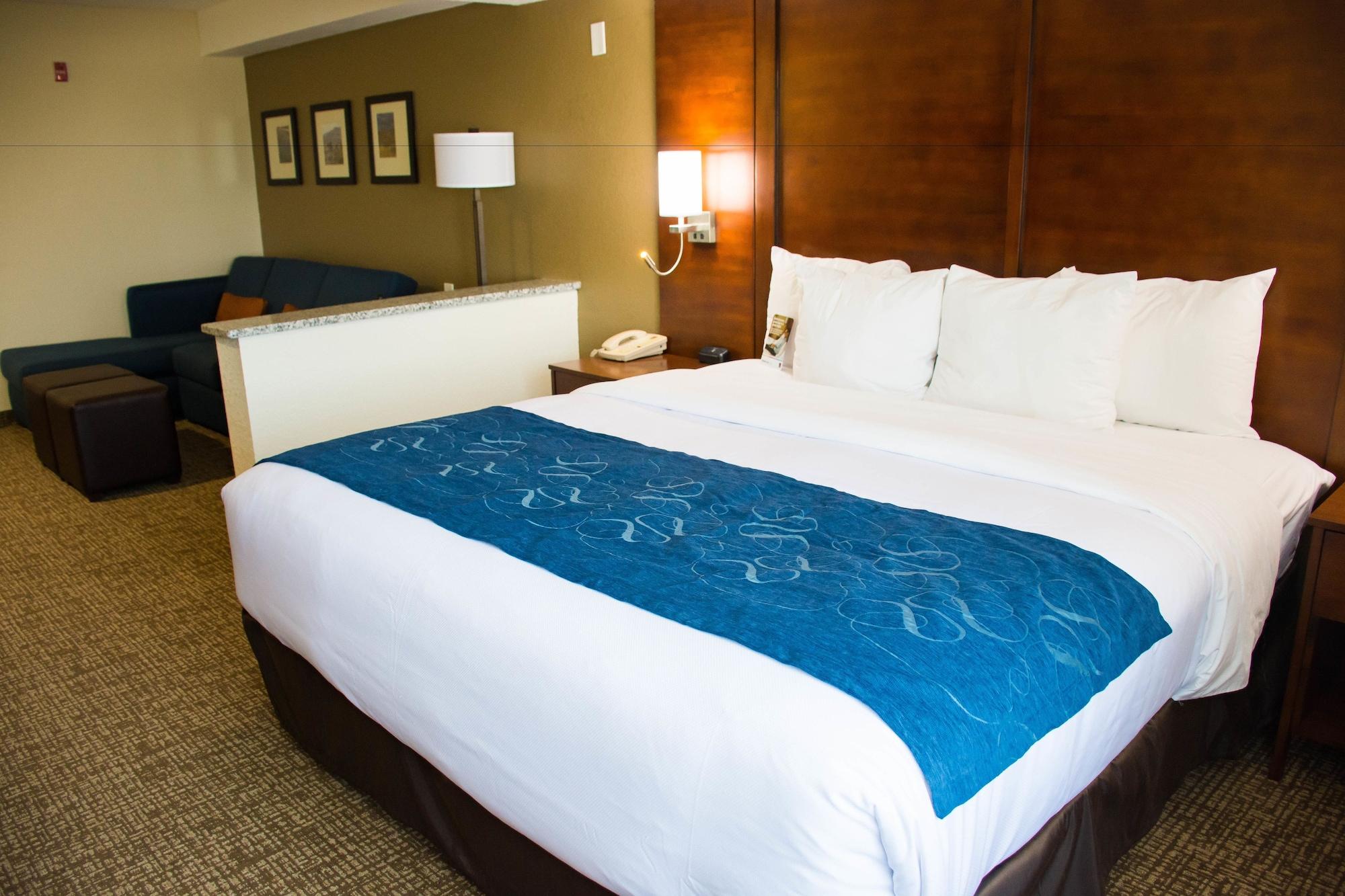 Comfort Suites El Paso Airport Eksteriør billede