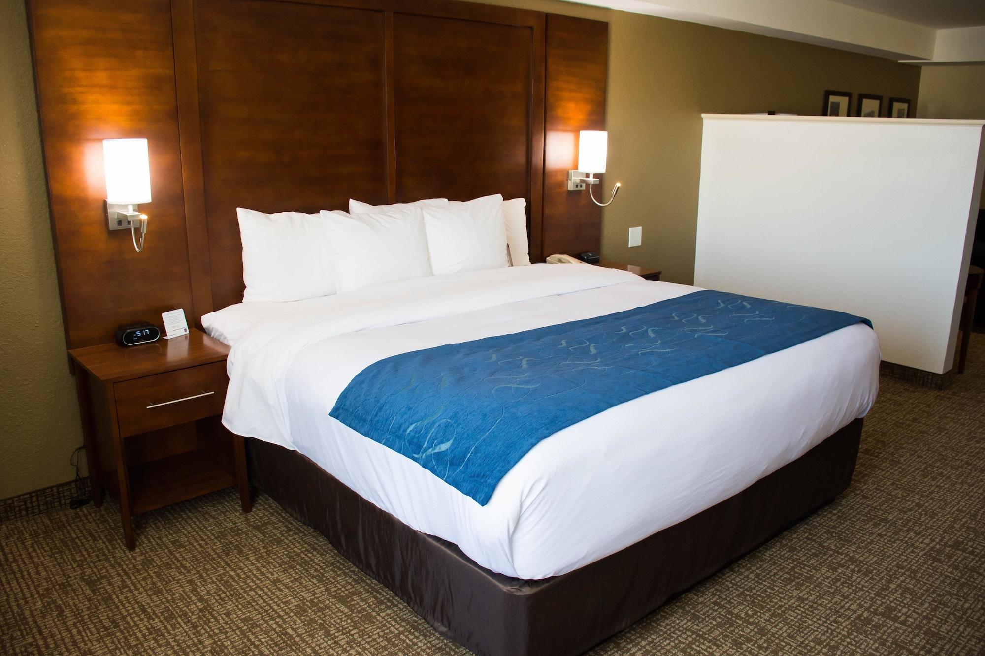 Comfort Suites El Paso Airport Eksteriør billede